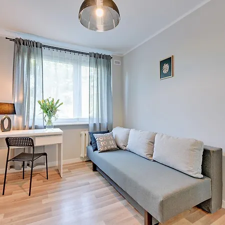 Homestay Pokoje Startowa 25 *
